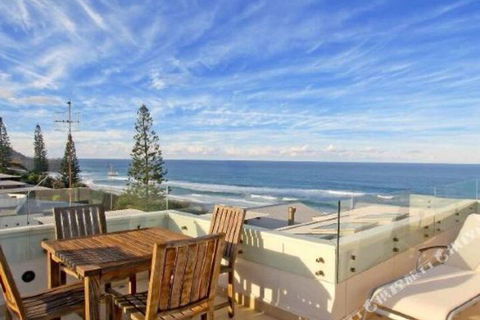 R & W Noosa Holidays 19 The Esplanade - Accommodation Resorts 6