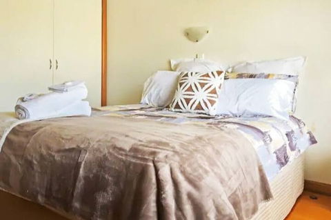 Rye Sleeps 10, Great Weekender - Accommodation Resorts 4
