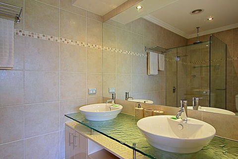 A Perfect Stay - 3 James Cook Apartments - Accommodation Resorts 4