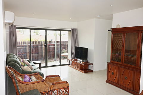 Break Point - Accommodation Resorts 1