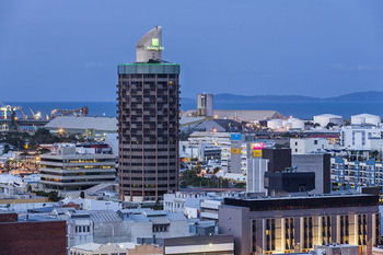 Holiday Inn Townsville - Accommodation Resorts 0