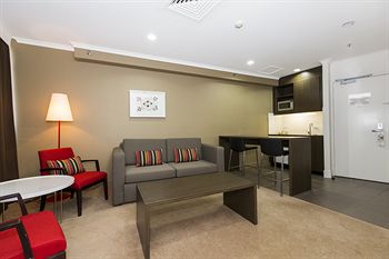 Holiday Inn Townsville - Accommodation Resorts 1