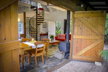 Arcadia Bed & Breakfast & Cottages - Accommodation Resorts 6