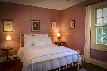 Arcadia Bed & Breakfast & Cottages - Accommodation Resorts 5