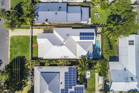 A PERFECT STAY - Stanhope Byron - Accommodation Resorts 1