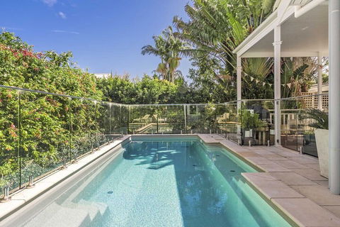 A PERFECT STAY - Stanhope Byron - Accommodation Resorts 5