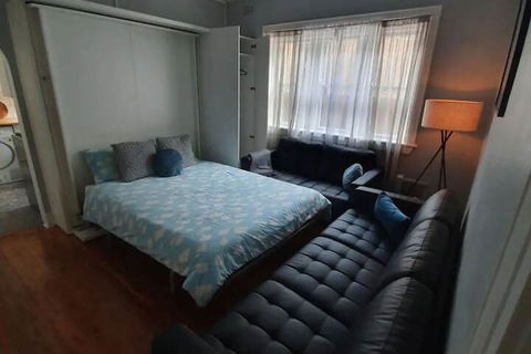 Incredible Location 2 Bedroom Bondi Beach Apartment - Accommodation Resorts 6