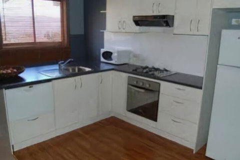 East Lake Travellers Lodge - Accommodation Resorts 6