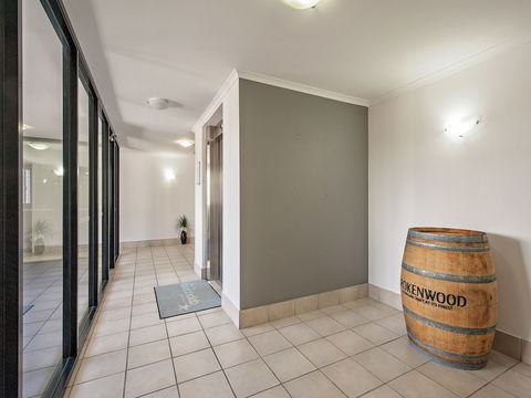 Shoal Bay Beachclub Apartments - Accommodation Resorts 0