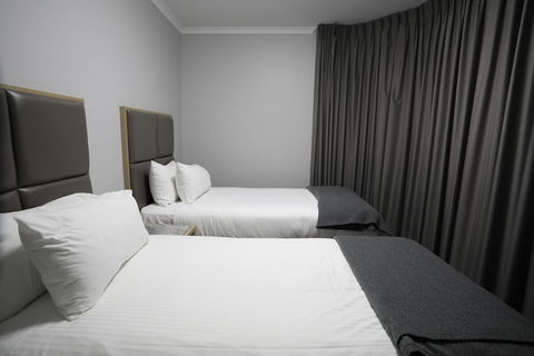 Madison Carrington Apartments - Accommodation Resorts 6
