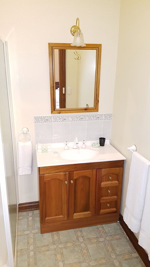 The Postmaster Inn BnB - Accommodation Resorts 2