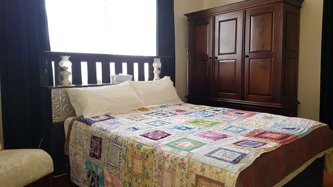 The Postmaster Inn BnB - Accommodation Resorts 4