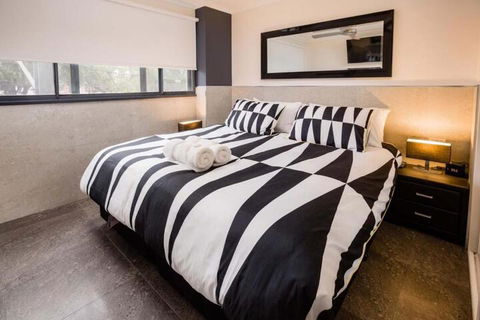 Nautilos On The Harbour - Accommodation Resorts 7