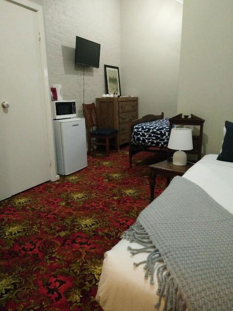 Ithaca 1896 Manor - Accommodation Resorts 5