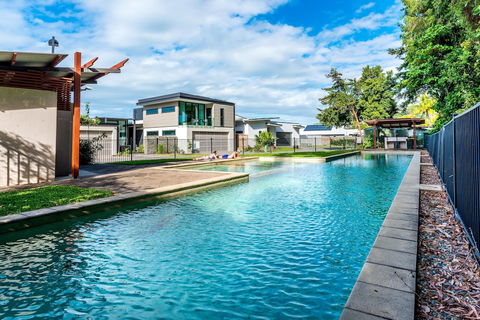 Blue Lagoon Villa B - Accommodation Resorts 3