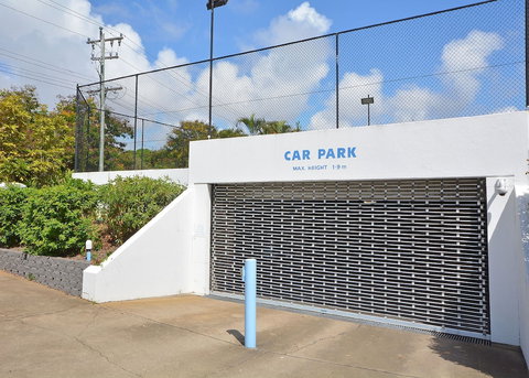 Riviera Resort - Accommodation Resorts 0