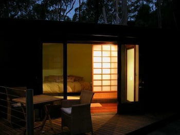 Qdos Arts - Accommodation Resorts 3