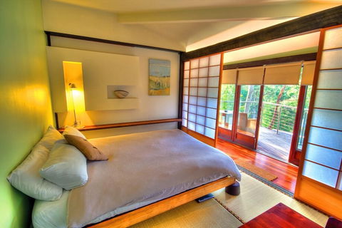 Qdos Arts - Accommodation Resorts 4