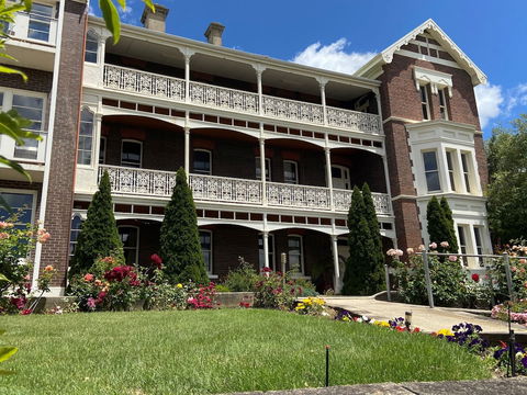 Auldington Hotel - Accommodation Resorts 0