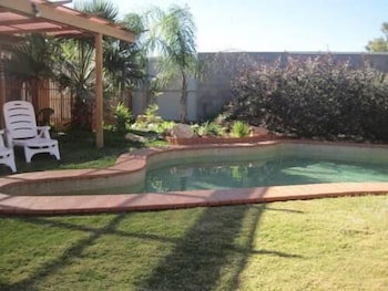 Desert Rose Inn Alice Springs - Accommodation Resorts 1