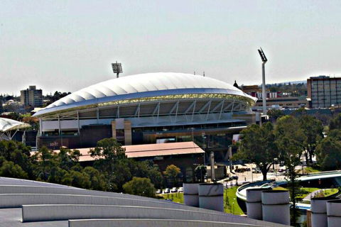 Adelaide DressCircle Apartments North Terrace - Accommodation Resorts 3
