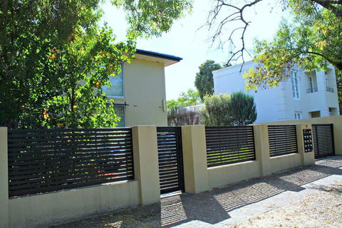 Adelaide DressCircle Apartments Childers Street - Accommodation Resorts 5