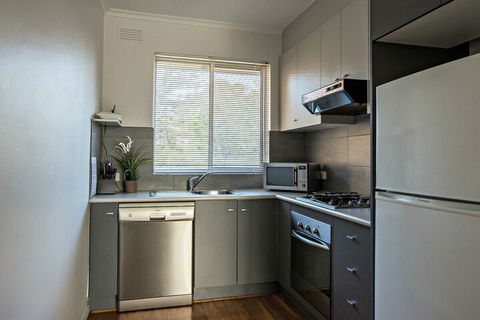 Adelaide DressCircle Apartments Childers Street - Accommodation Resorts 7