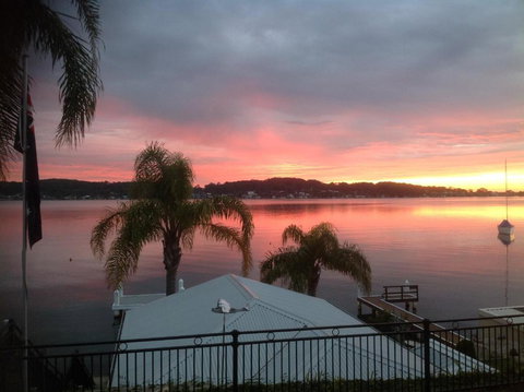 Overnight Reflections B & B - Accommodation Resorts 6