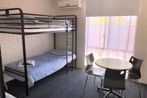 Amaroo Motel - Accommodation Resorts 5