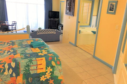 Al Mare Beachfront Retreat - Accommodation Resorts 3