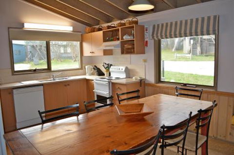 Warrejo - Accommodation Resorts 2