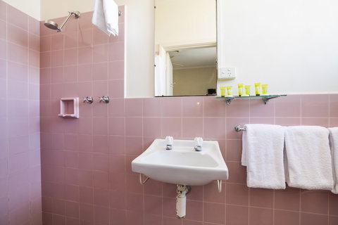 Esplanade Hotel - Accommodation Resorts 4