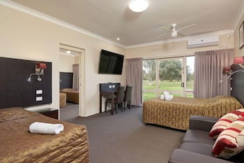 Australian Homestead - Accommodation Resorts 6