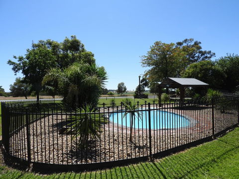 Australian Homestead - Accommodation Resorts 1