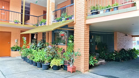 New Olympic Motel - Accommodation Resorts 2