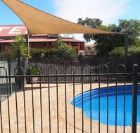 Golden Guitar Motor Inn - Accommodation Resorts