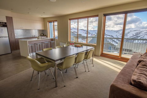 Absollut - Accommodation Resorts 2