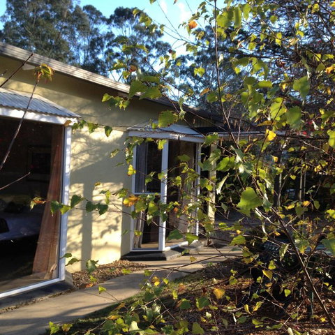 On The Banks - Accommodation Resorts 1