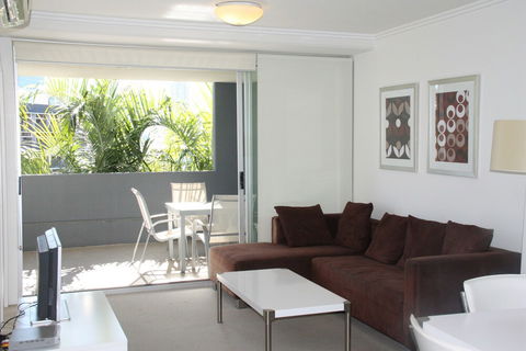 Allegro Apartments - Accommodation Resorts 6
