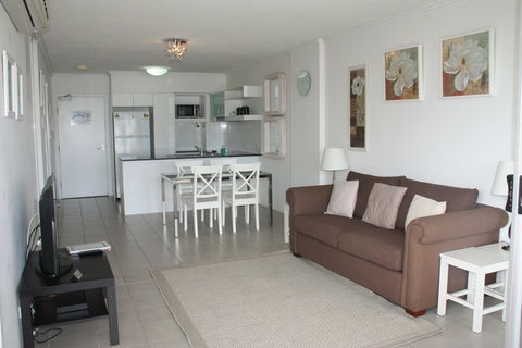 Allegro Apartments - Accommodation Resorts 5
