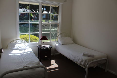 Australian Home Away At Doncaster Grange Park - Accommodation Resorts 0