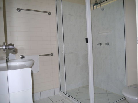 Emu Park Motel - Accommodation Resorts 4