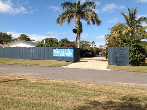 Emu Park Motel - Accommodation Resorts 0