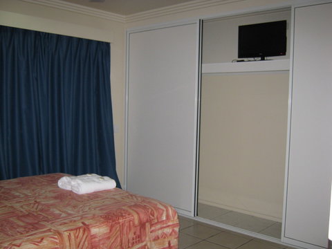 Emu Park Motel - Accommodation Resorts 6