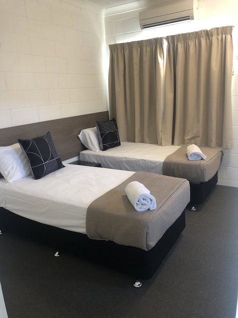 Q Express - Accommodation Resorts 4