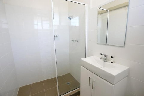 Q Express - Accommodation Resorts 5