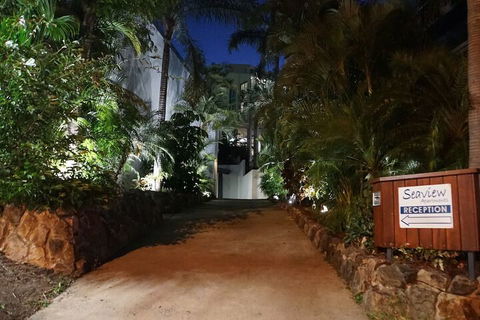 Airlie Seaview Apartments - Accommodation Resorts 1