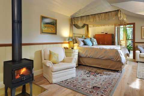 Arcadia Cottages - Accommodation Resorts 4