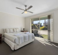 Kennedy Holiday Resort - Accommodation Resorts