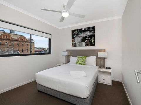 Atrio Apartments - Accommodation Resorts 5